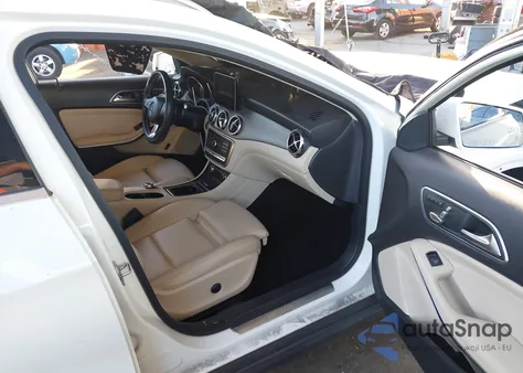 2020 Mercedes-Benz Gla 250 4Matic из США, поврежденный, VIN WDCTG4GB7LU027632